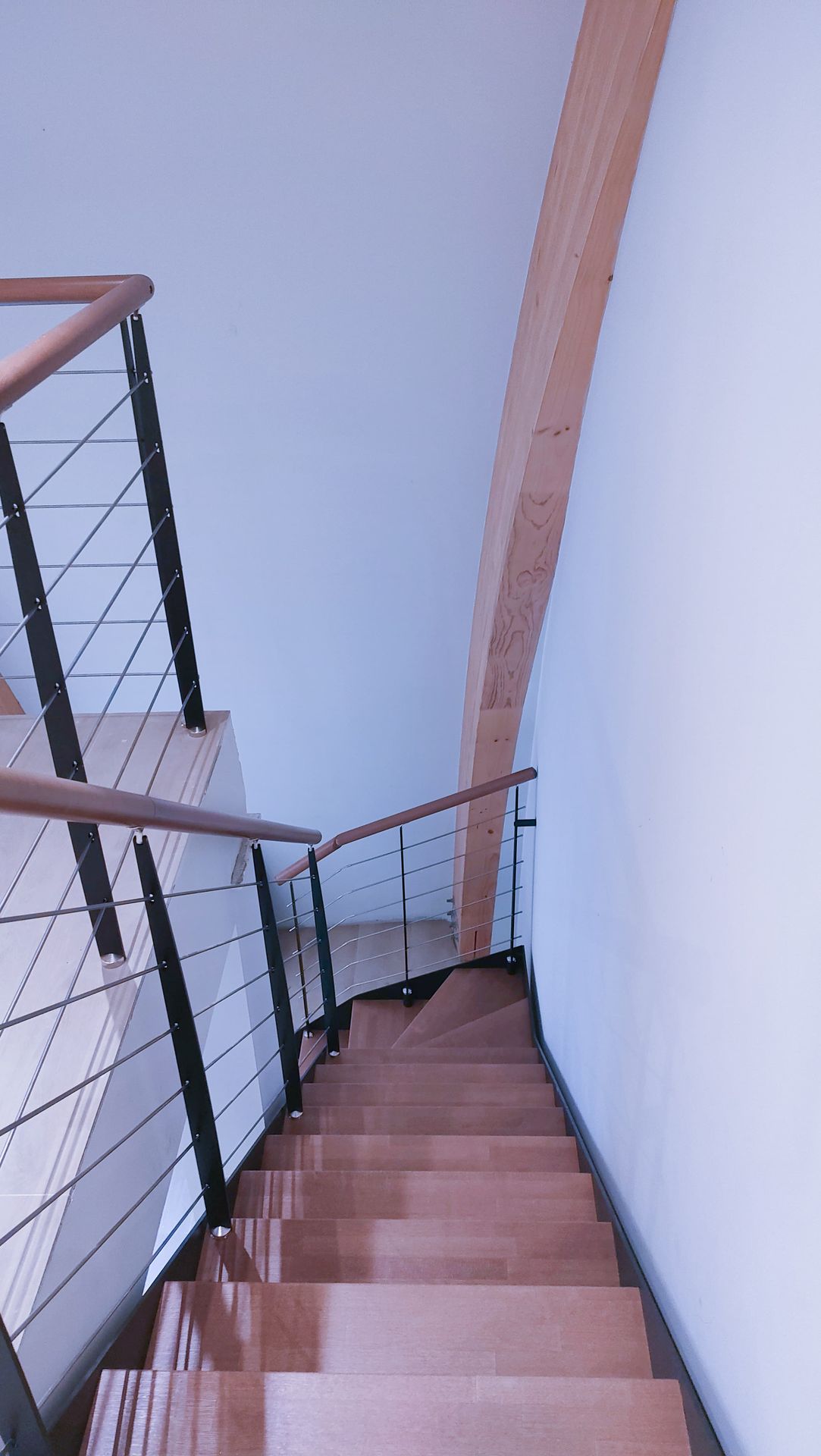 Instalación de escaleras metálicas en conjunto residencial